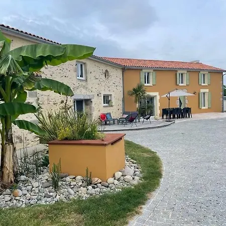 Gite La Vie En Couleur 14 Personnes Saint-Paul-en-Gâtine Exterior foto