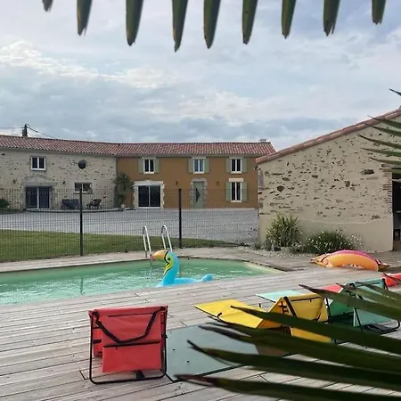 Gite La Vie En Couleur 14 Personnes Saint-Paul-en-Gâtine Exterior foto